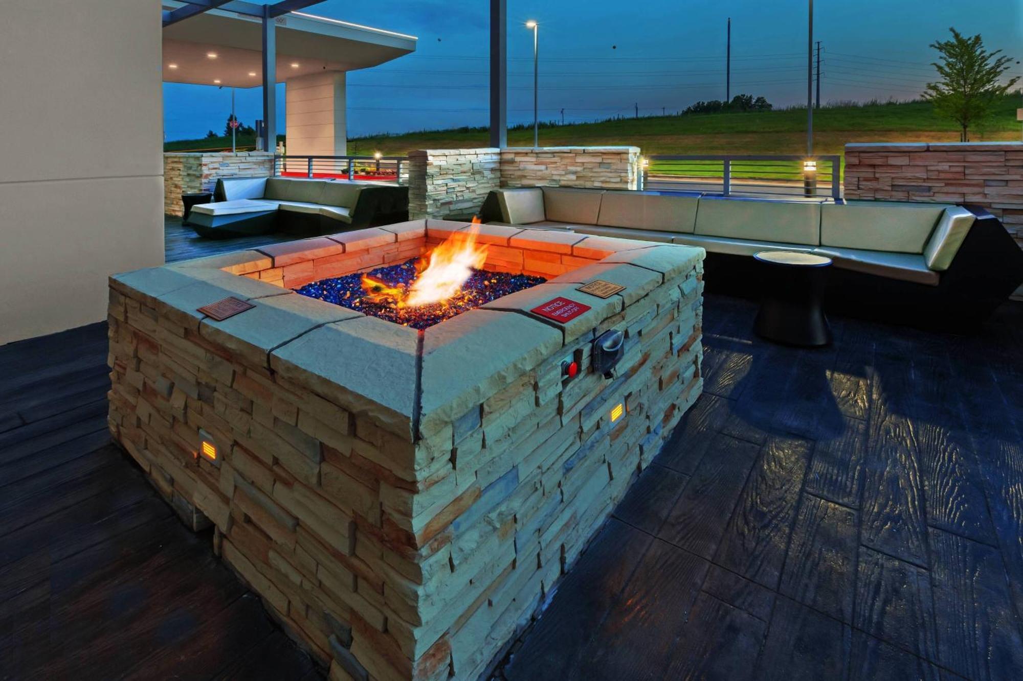 Springhill Suites By Marriott Tulsa At Tulsa Hills Eksteriør billede
